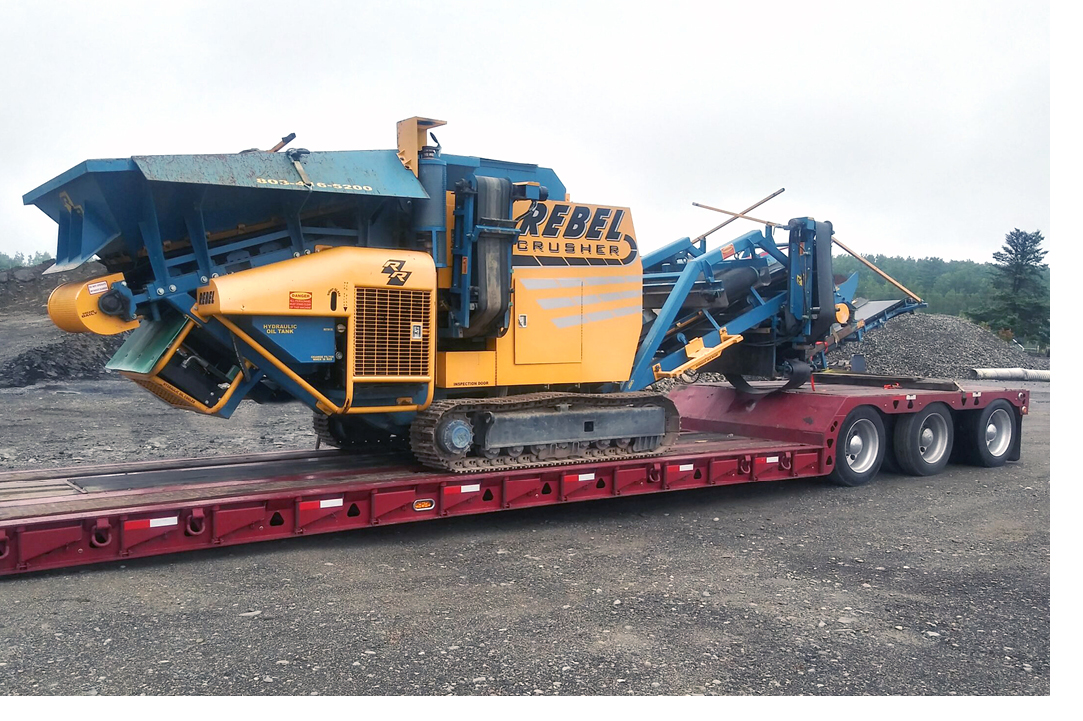 Buchanan transporting a piece of mining equipment to it's next jobsite.