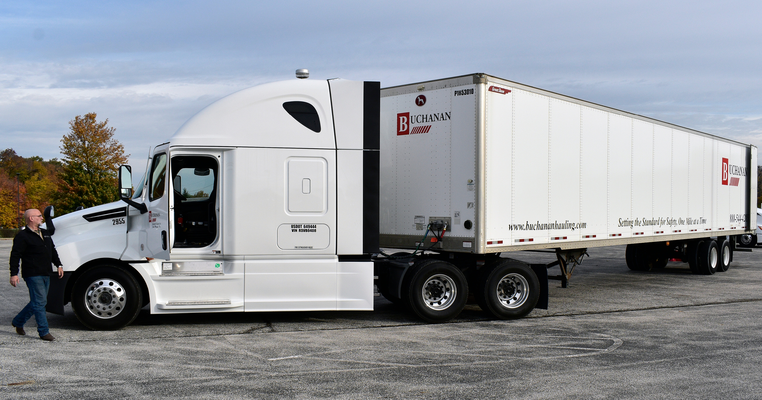 Buchanan Hauling and Rigging Dry Van