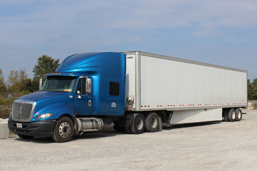 Buchanan Logistics, Inc. specializes in dry van and flatbed freight transport.