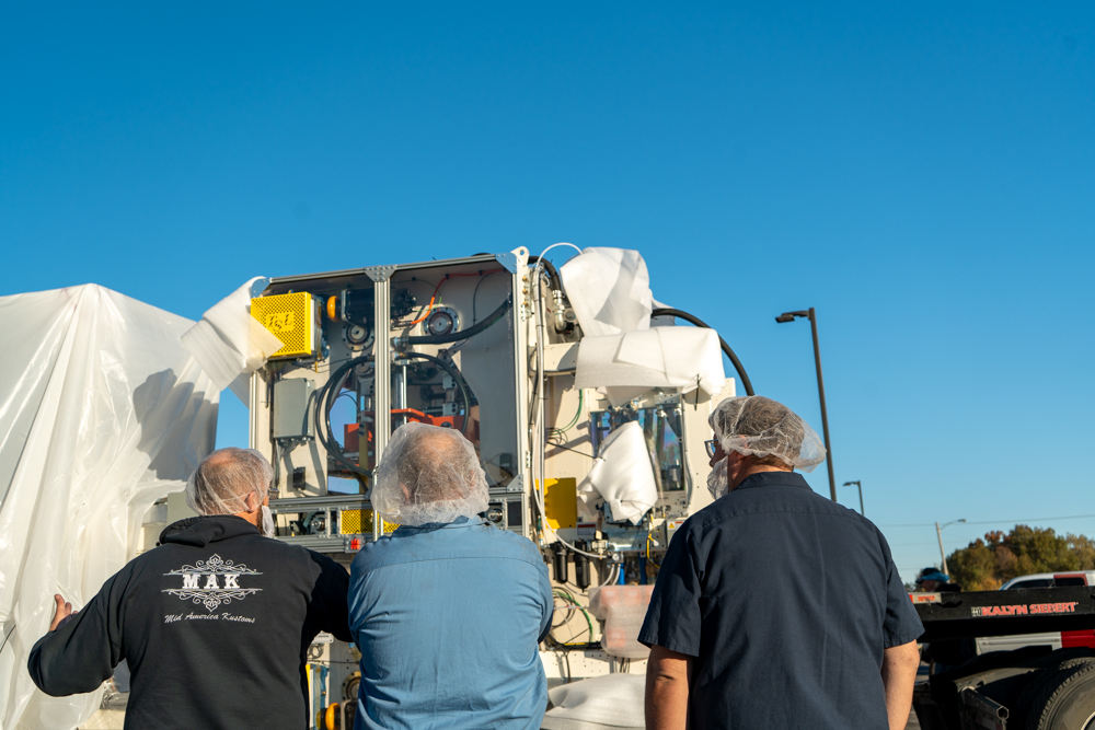 Buchanan Logistics Thermoformer Delivery to Fort W