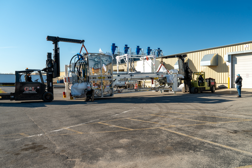 Buchanan Logistics Thermoformer Delivery to Fort W