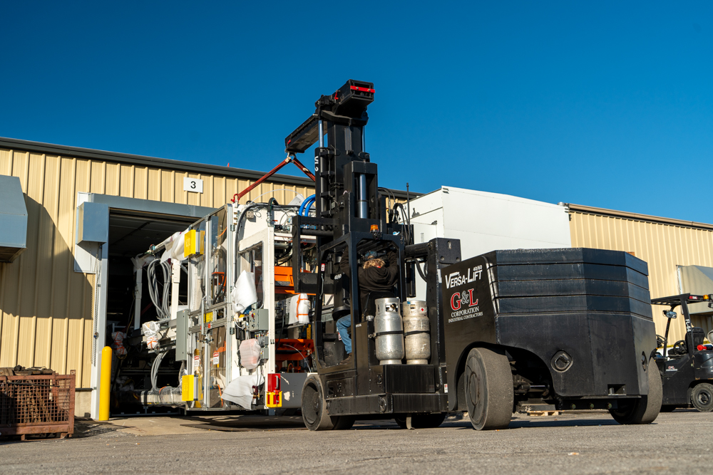 Buchanan Logistics Thermoformer Delivery to Fort W