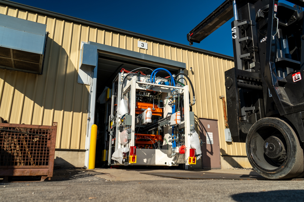 Buchanan Logistics Thermoformer Delivery to Fort W