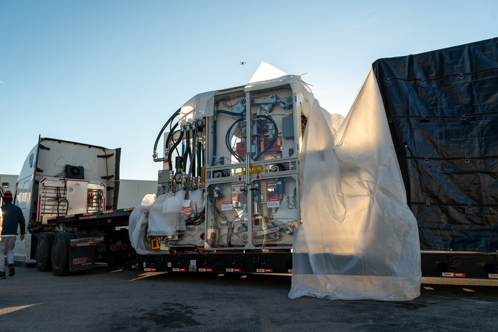 Buchanan Logistics Thermoformer Delivery to Fort W