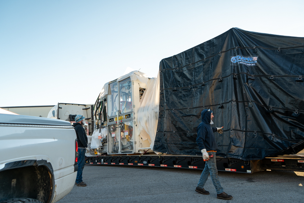 Buchanan Logistics Thermoformer Delivery to Fort W